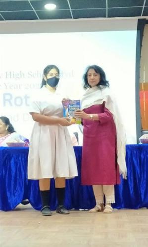 4 (1) (1) (1) (1) (1) (1) (1)