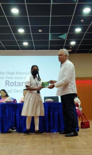 6 (1) (1) (1) (1) (1)